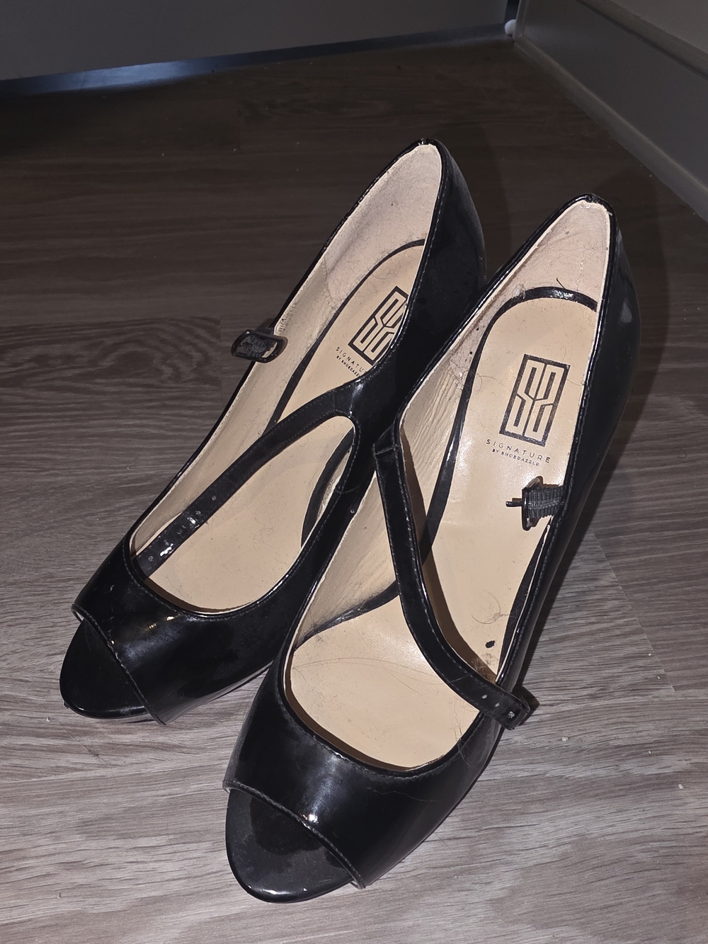Shoe Dazzle Black, Pink sole  Peep-Toe Mary Jane Heels